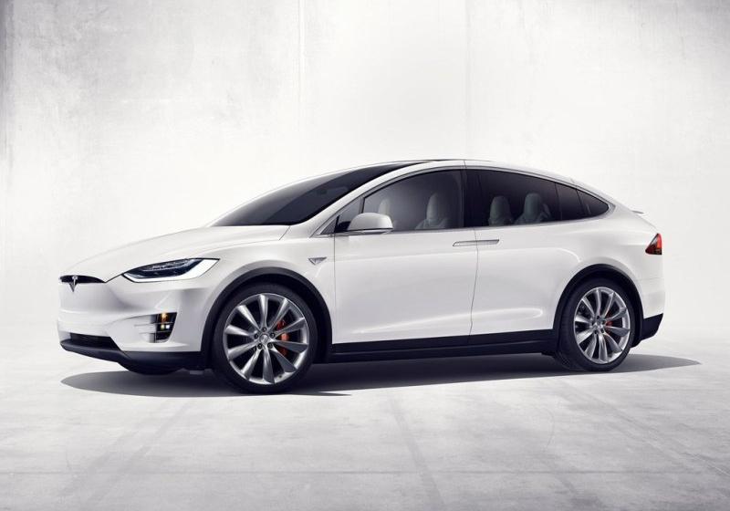 MODEL X P100D