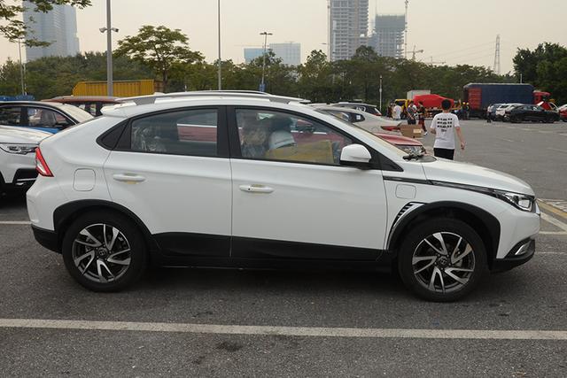 2018广州车展腾讯探营：纳智捷U5 EV小型纯电SUV